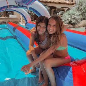 Meet your Posher, Isabella